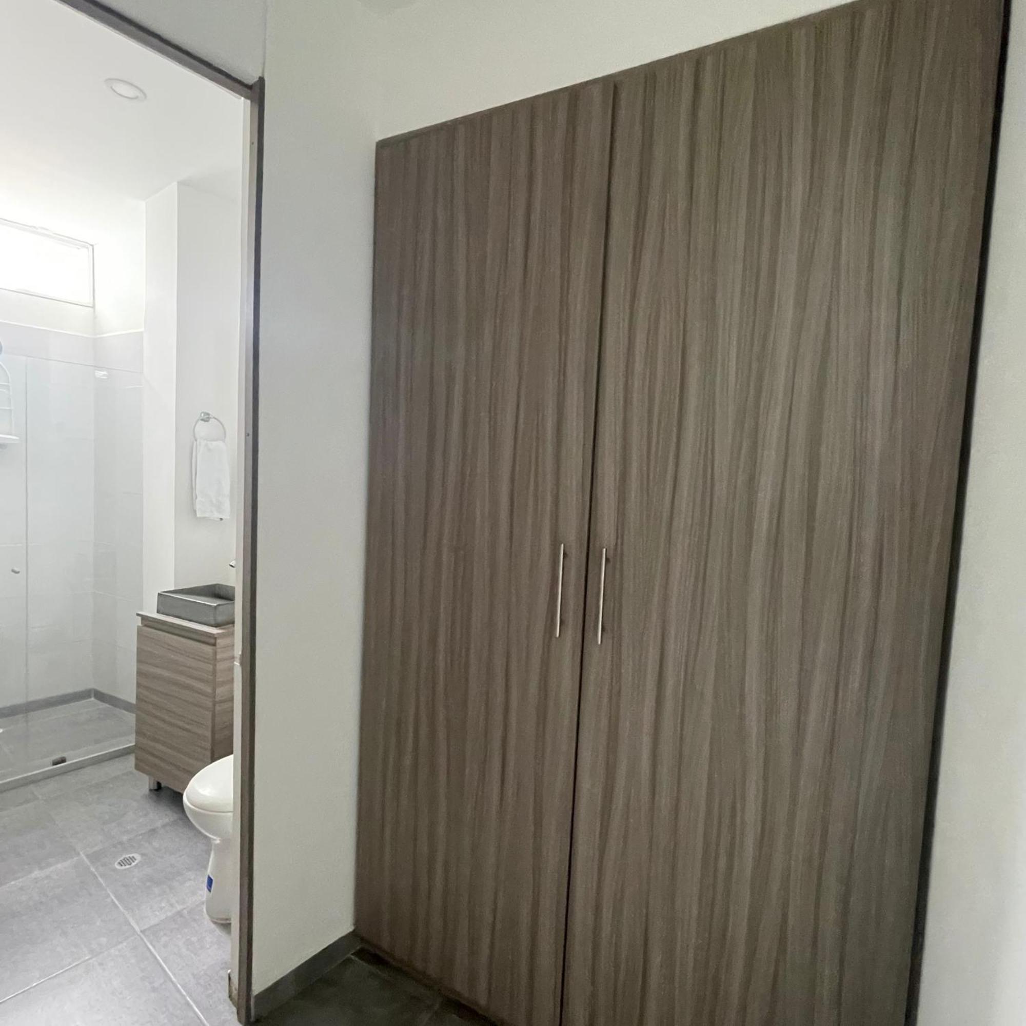 Soho Luxury Suites Армения Екстериор снимка