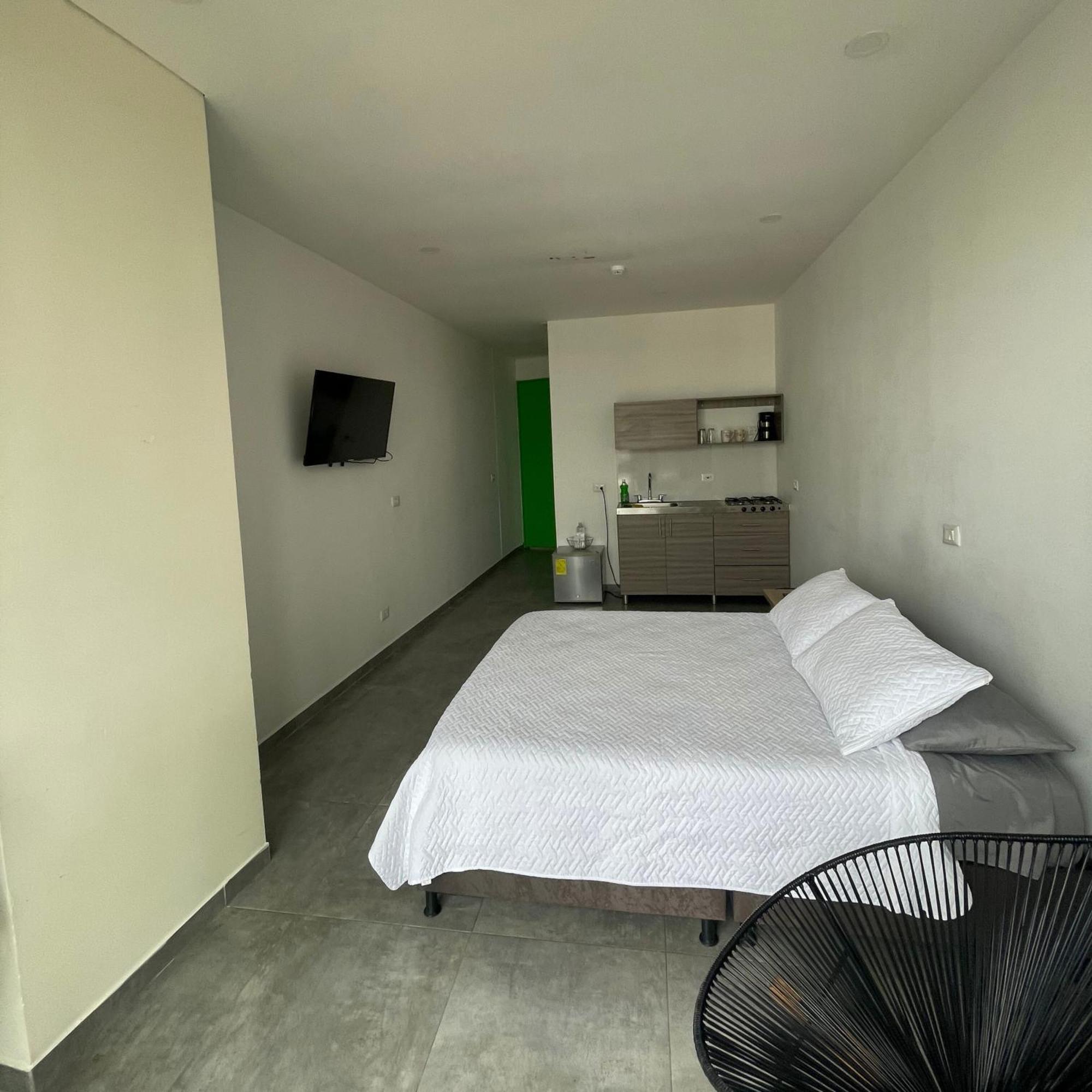 Soho Luxury Suites Армения Екстериор снимка